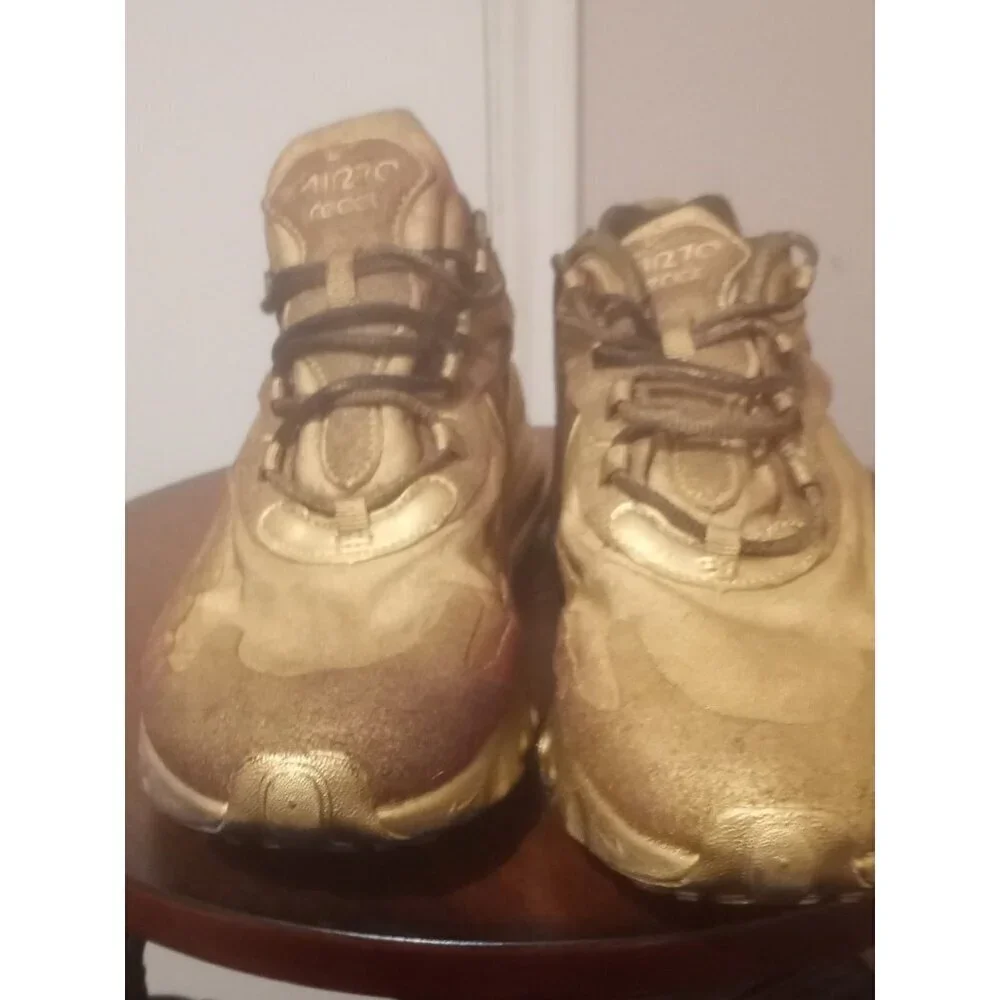 Nike Air Max 270 React CI3866-600 Gym Metallic Gold Spray Paint Mens Size 8.5